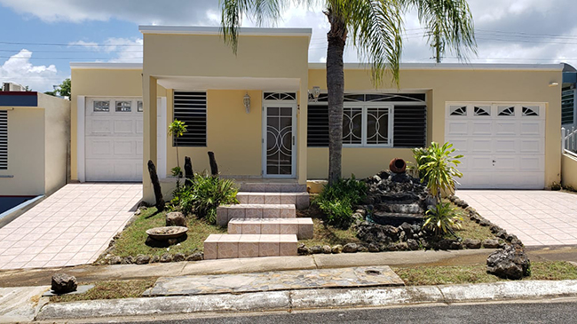 Online Auction: Single Family Home 103 Caunabo St., Urb. Colinas De Bayoan, Bayamon, PR